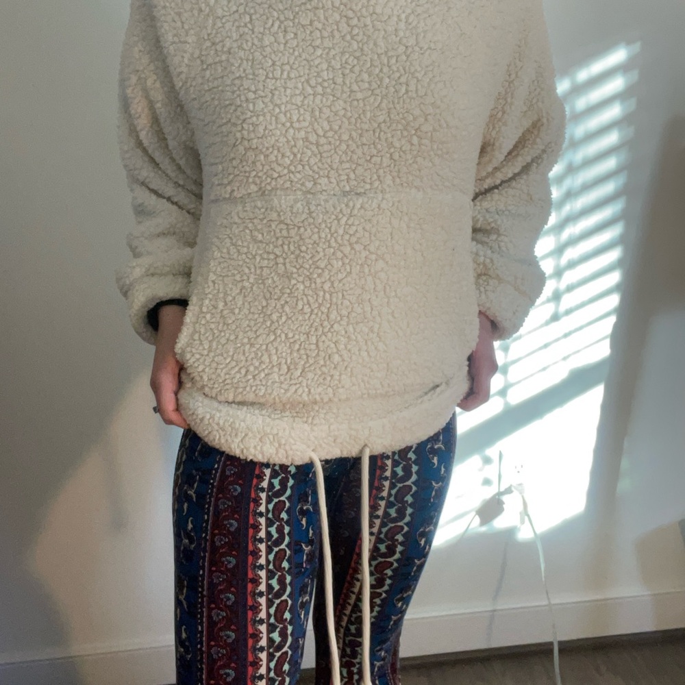 Cozy Cream Sherpa Hoodie - Picture 3 of 4